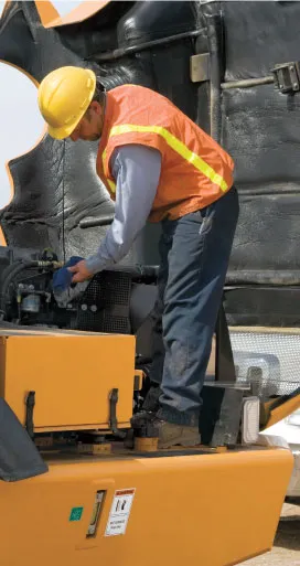 Fluid Analysis at Diamond Equipment